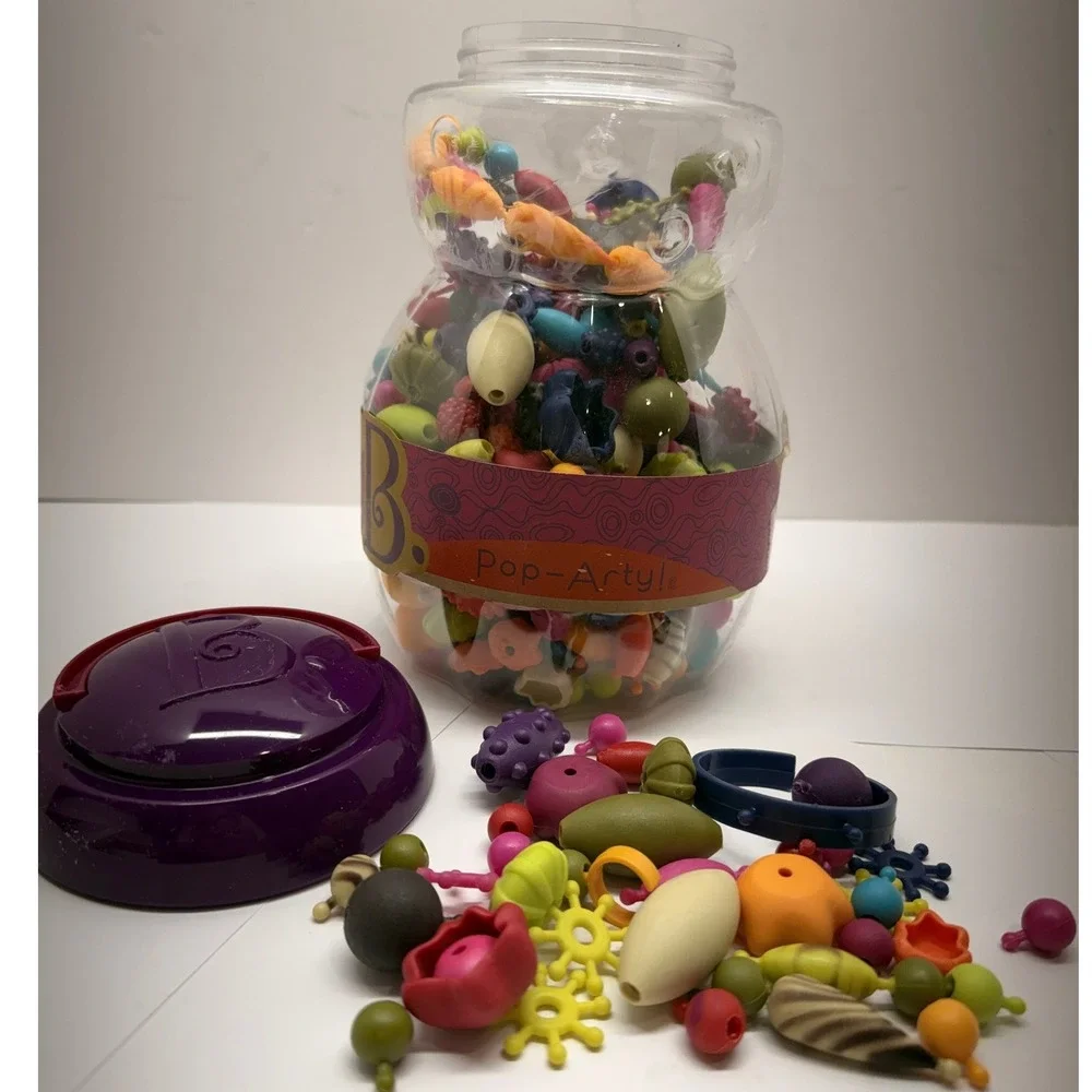 B. Toys Pop-Arty 500 Piece Snap Together Jewelry Bead Kit Kids Creative Toy Jar